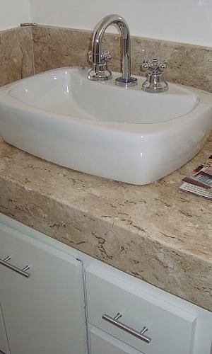 Bancada de marmore para banheiro