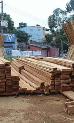 Prancha de madeira para telhado preço