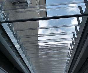 Telhado acrílico transparente Telhado acrílico transparente